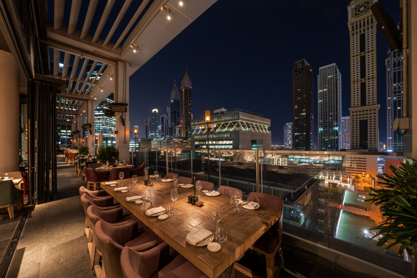 Dubai’s outdoor season: must-try restaurants & terraces!