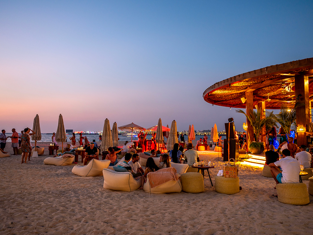 Best Beach Bars in Dubai for Lounging & Sundowners