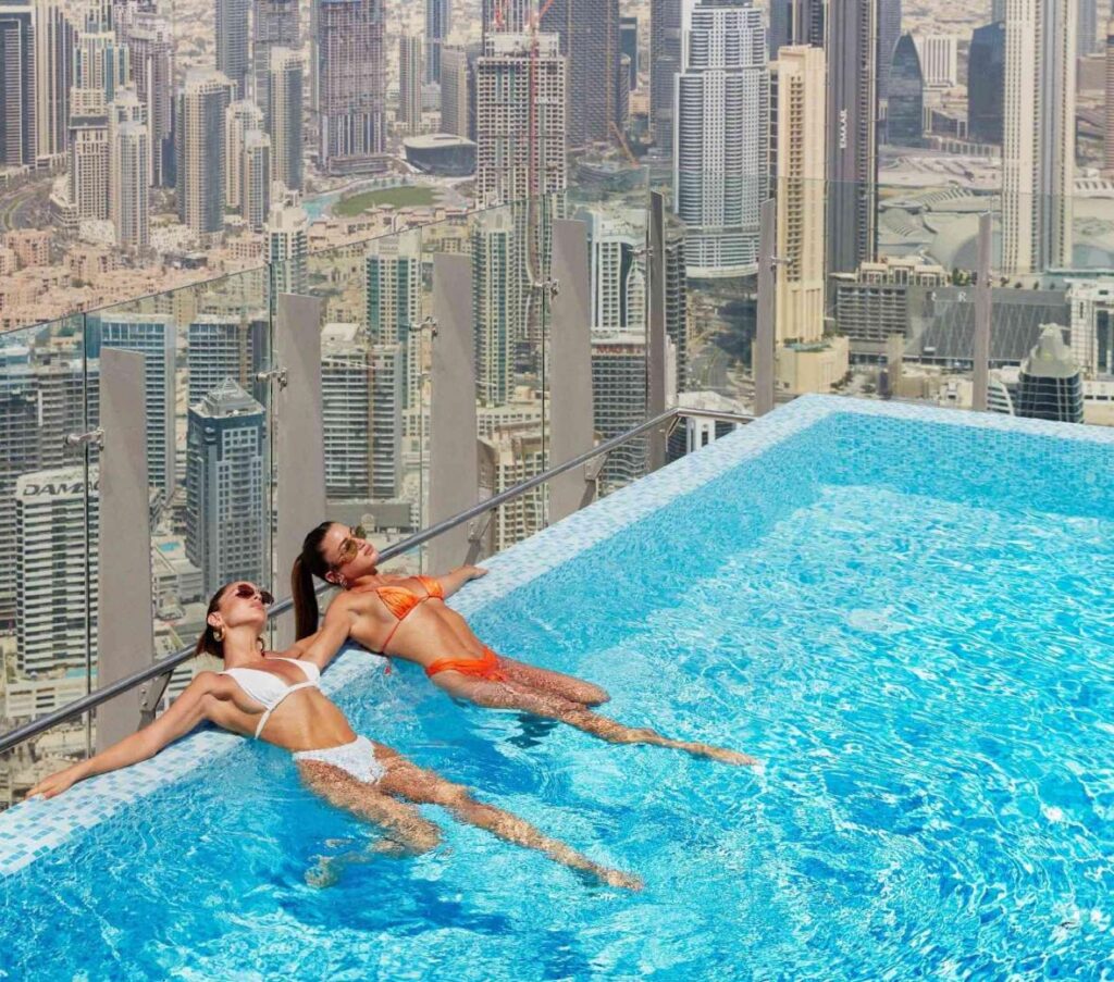 Dubai's best rooftop pools: A dive into luxury