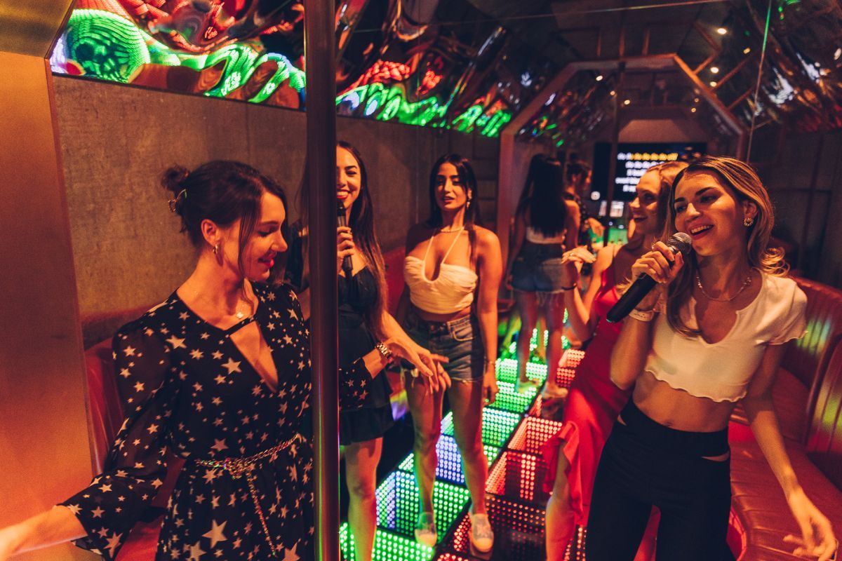 Top 6 karaoke bars in Dubai